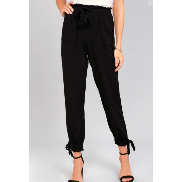 Socialite Toe at the bottom pans - Picture 2 of 2